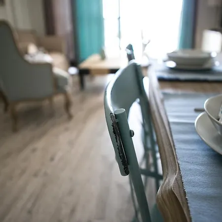 加里尼奥精品公寓酒店